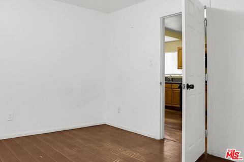 230 E Caldwell St, Compton, CA 90220 photo 16