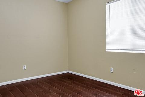 230 E Caldwell St, Compton, CA 90220 photo 22
