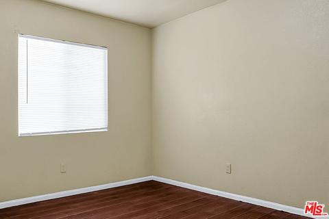 230 E Caldwell St, Compton, CA 90220 photo 17