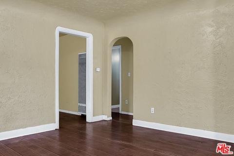 230 E Caldwell St, Compton, CA 90220 photo 7