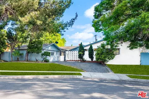 2737 Dunleer Pl, Los Angeles, CA 90064