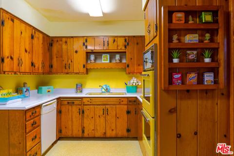 1028 Fairview Rd, Ojai, CA 93023 photo 8