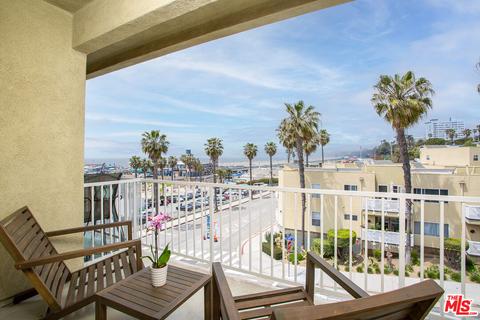 1649 Appian Way #314, Santa Monica, CA 90401