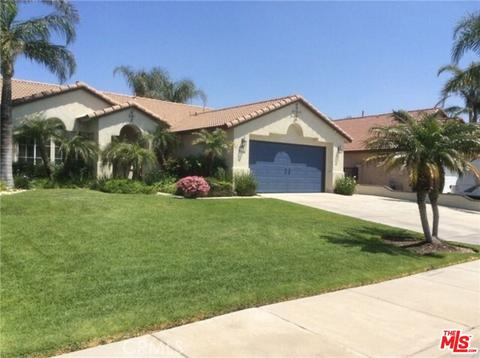 2794 W Calle Vista Dr, Rialto, CA 92377