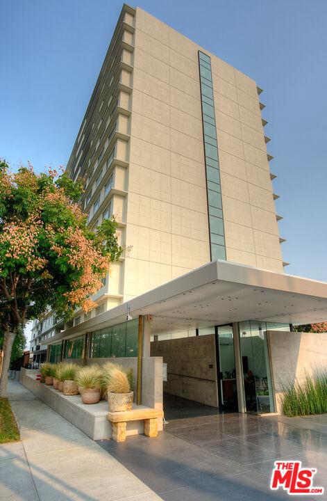 818 N Doheny Dr #706, West Hollywood, CA 90069
