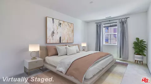 28662 Jardineras Dr, Santa Clarita, CA 91354