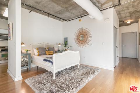 645 W 9th St #502, Los Angeles, CA 90015