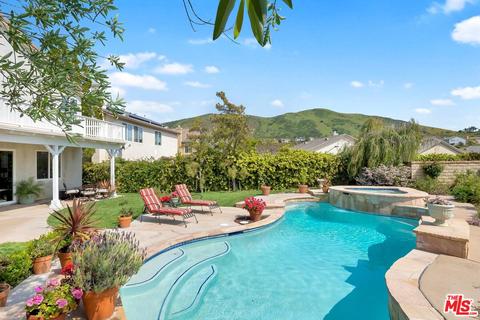 22218 Evening Star Ct, Santa Clarita, CA 91390