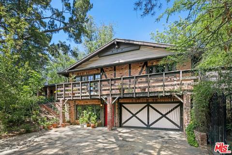 3030 Antelo View Dr, Los Angeles, CA 90077