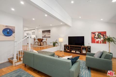 1720 Palisades Dr, Pacific Palisades, CA 90272