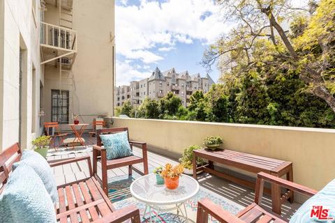 855 S Serrano Ave #23A, Los Angeles, CA 90005