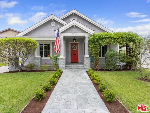 3718 Chatwin Ave, Long Beach, CA 90808