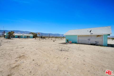 37170 Rabbit Springs Rd, Lucerne Valley, CA 92356 photo 2