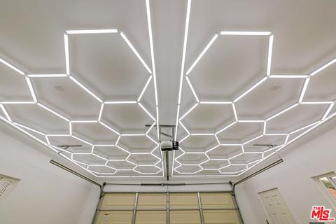 2409 El Paseo, Alhambra, CA 91803