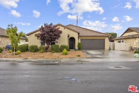 44719 Aspen St, Lancaster, CA 93535