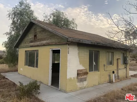50991 Canyon Rd, Morongo Valley, CA 92256 photo 2