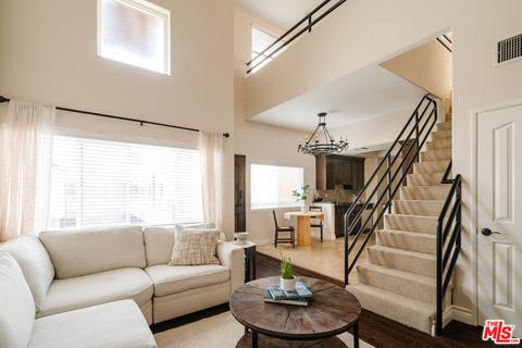 4128 Whitsett Ave #206, Studio City, CA 91604
