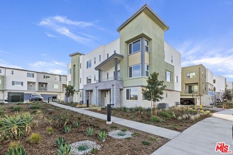 26972 Tanager Ln, Valencia, CA 91381