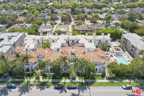 3235 Sawtelle Blvd #9, Los Angeles, CA 90066