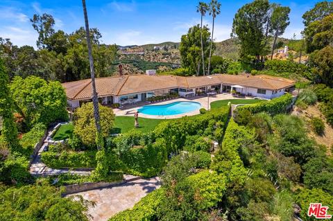 870 Linda Flora Dr, Los Angeles, CA 90049