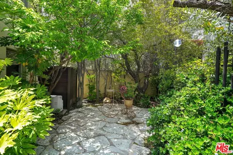 1018 24th St, Santa Monica, CA 90403