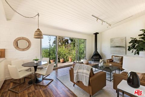 4025 Oakfield Dr, Sherman Oaks, CA 91423