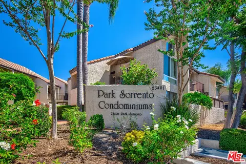 23401 Park Sorrento #41, Calabasas, CA 91302