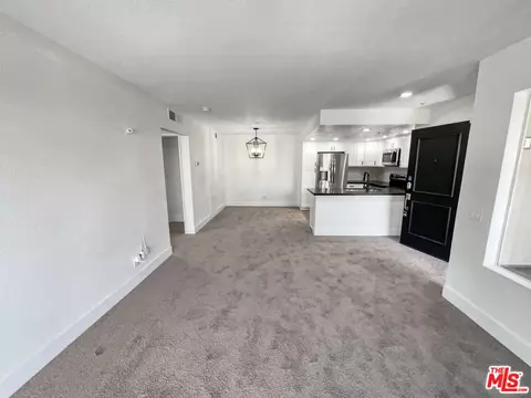 8535 E Baker Hill Rd #H, Orange, CA 92869 photo 3