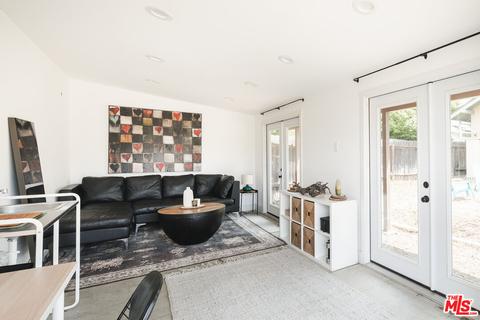 3903 Pine Ave, Long Beach, CA 90807 photo 43