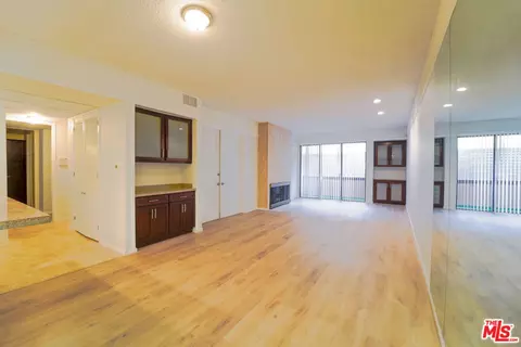 2276 S Beverly Glen Blvd #107, Los Angeles, CA 90064