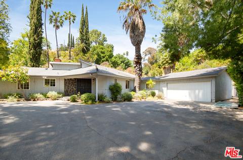 17007 Cotter Pl, Encino, CA 91436