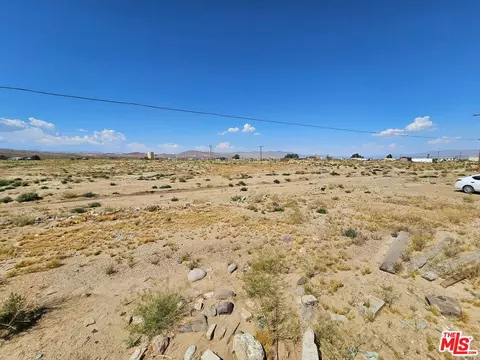 7792 Cinnabar Rd, Mojave, CA 93519 photo 8
