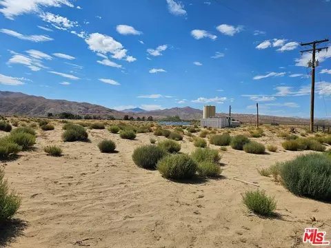 7792 Cinnabar Rd, Mojave, CA 93519 photo 17