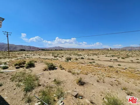 7792 Cinnabar Rd, Mojave, CA 93519 photo 6