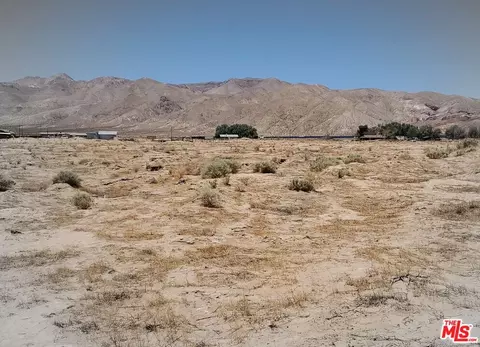 7792 Cinnabar Rd, Mojave, CA 93519 photo 3