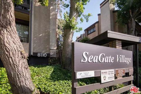 8110 Manitoba St #210, Playa Del Rey, CA 90293