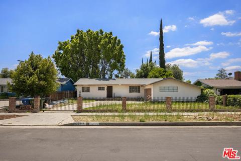 22344 Baltar St, Canoga Park, CA 91304