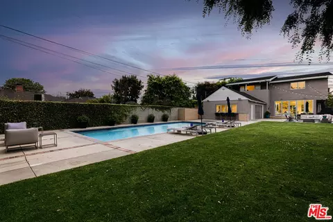 6349 W 78th St, Los Angeles, CA 90045