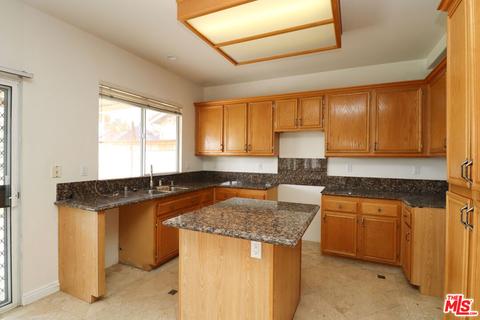 9151 Hamilton St, Rancho Cucamonga, CA 91701 photo 12
