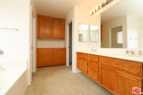 9151 Hamilton St, Rancho Cucamonga, CA 91701 photo 19