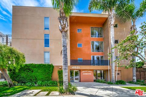 4821 Bakman Ave #403, Valley Village, CA 91601