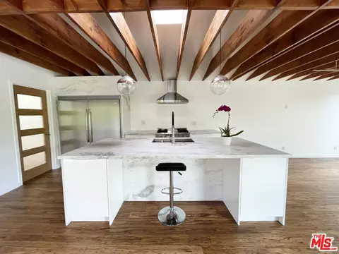 1121 Laveta Ter, Los Angeles, CA 90026