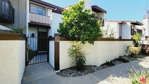 21535 Erwin St #116, Woodland Hills, CA 91367
