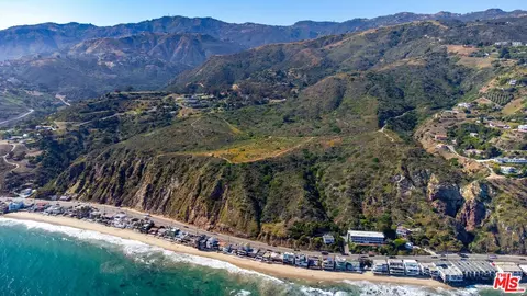 21298 Seaboard Rd, Malibu, CA 90265