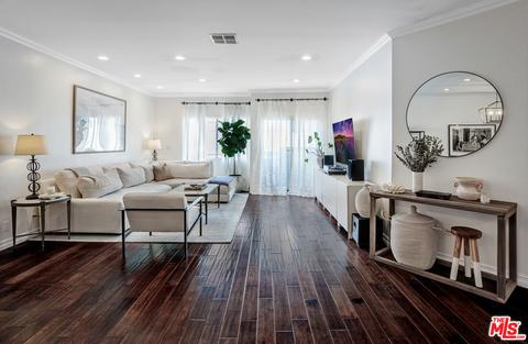 11822 Goshen Ave #302, Los Angeles, CA 90049