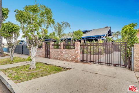 1651 W 39th Pl, Los Angeles, CA 90062