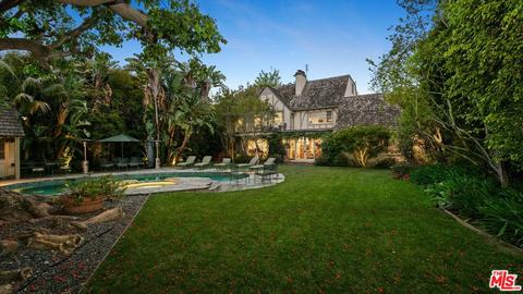 620 N Crescent Dr, Beverly Hills, CA 90210