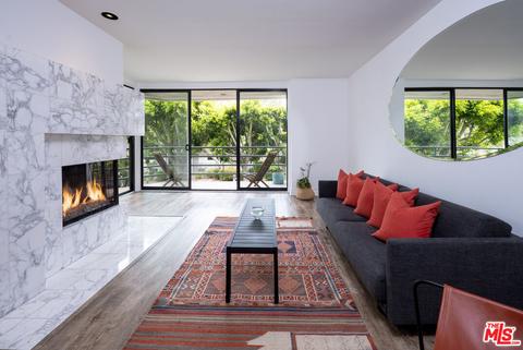 2940 Neilson Way #205, Santa Monica, CA 90405