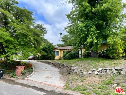 18060 Rancho St, Encino, CA 91316