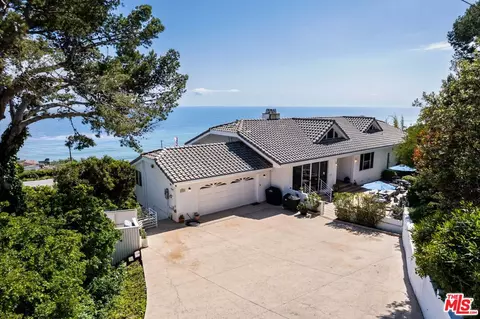 4986 Puesta Del Sol Rd, Malibu, CA 90265